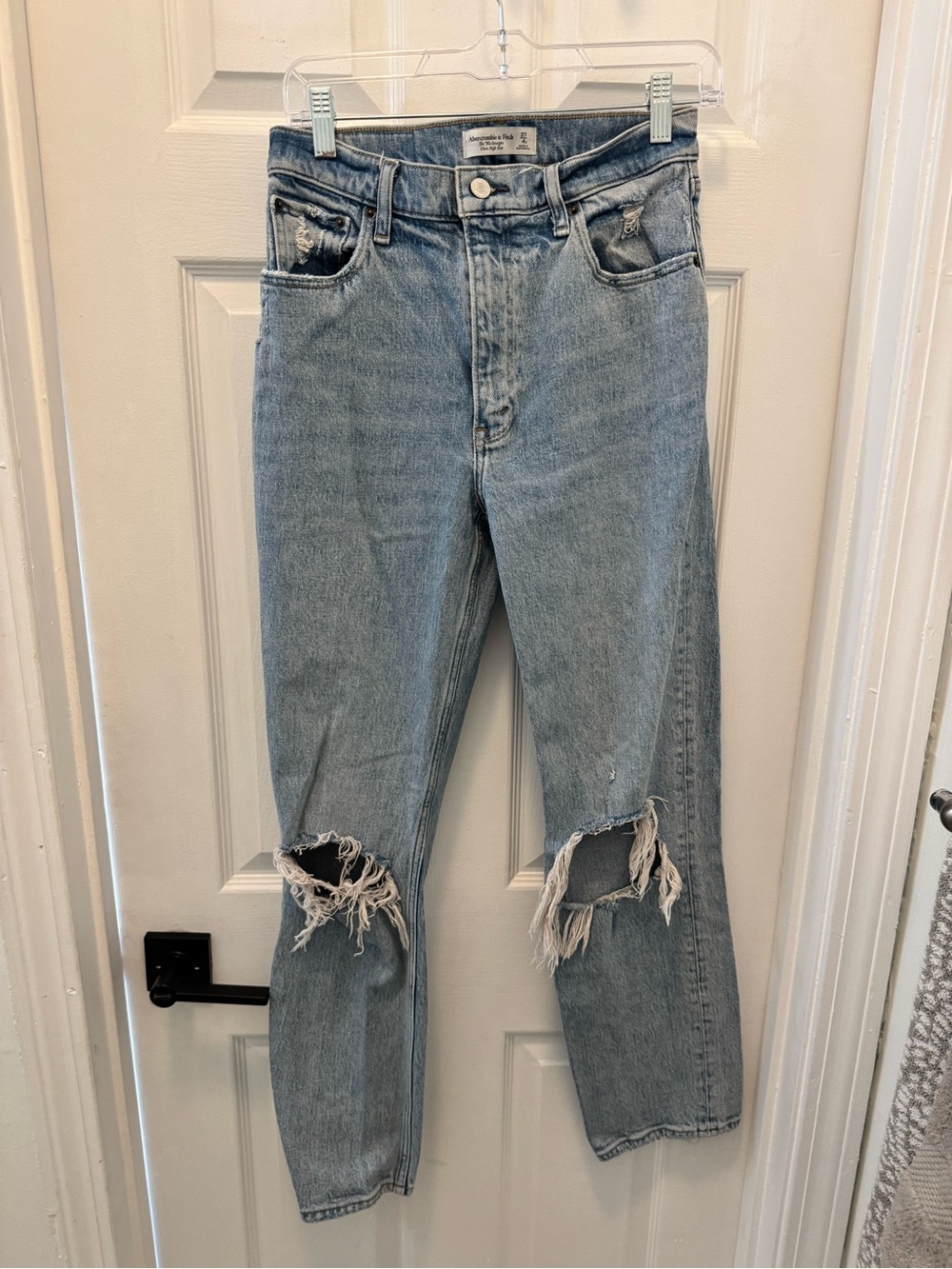 Abercrombie & Fitch Light 90s straight ultra high rise Jeans